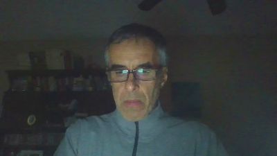 hugobaires69 live cam on Cam4
