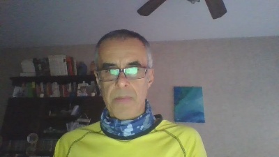 hugobaires69 live cam on Cam4