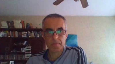 hugobaires69 live cam on Cam4