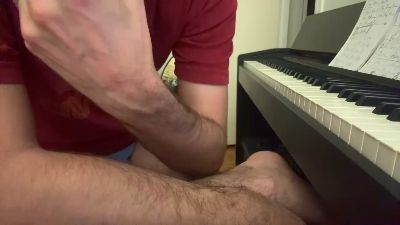 hugohotbi live cam on Cam4