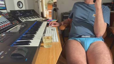hugohotbi live cam on Cam4