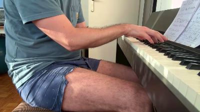 hugohotbi live cam on Cam4