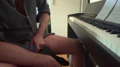 hugohotbi live cam on Cam4