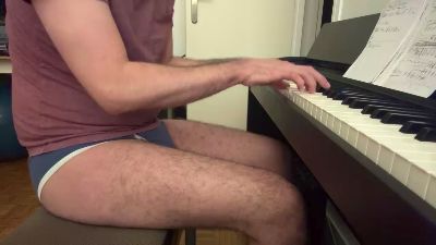 hugohotbi live cam on Cam4