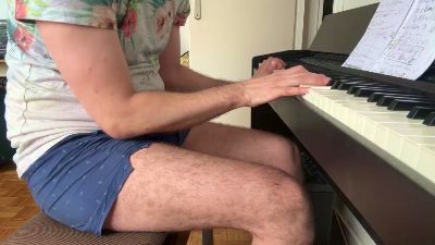 hugohotbi live cam on Cam4