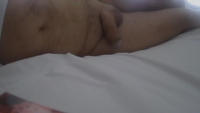 hugosilk1 live cam on Cam4