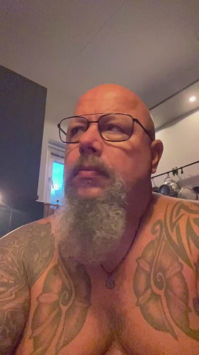 hukjisda4 live cam on Cam4