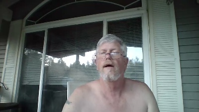 humiliationboy3 live cam on Cam4