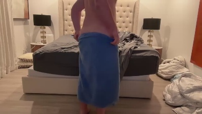 hunghotstud1 live cam on Cam4