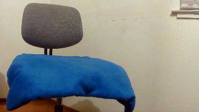 hungpisspig live cam on Cam4