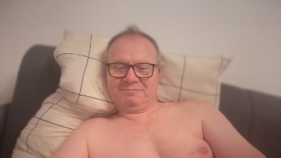 hunk722 live cam on Cam4