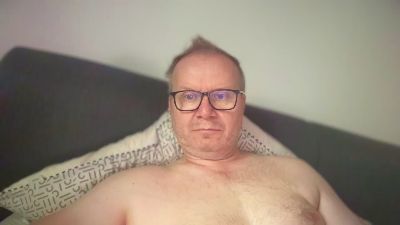 hunk722 live cam on Cam4