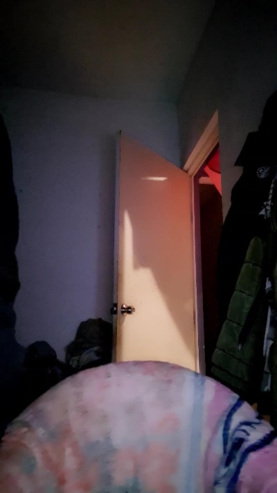 hunt_44 live cam on Cam4