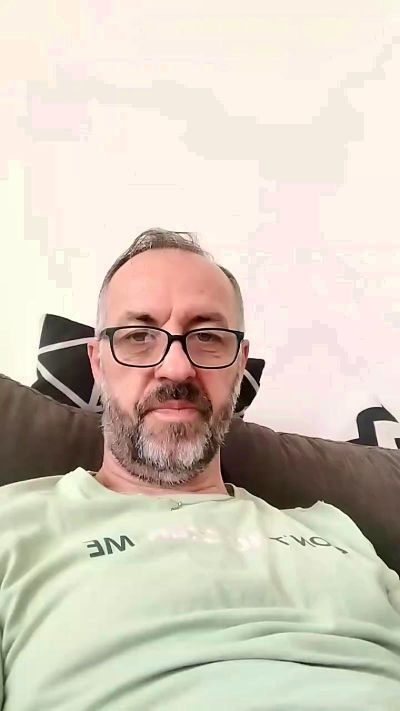 hurrycan0081 live cam on Cam4