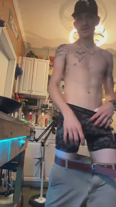 iTzFlacco live cam on Cam4