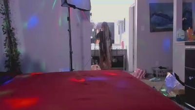 iamyiauna live cam on Cam4