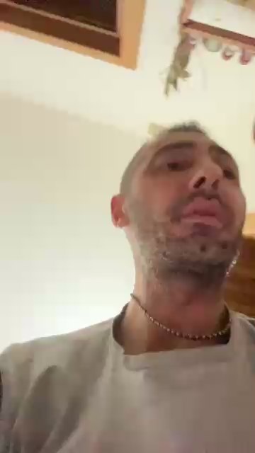 ibra220 live cam on Cam4