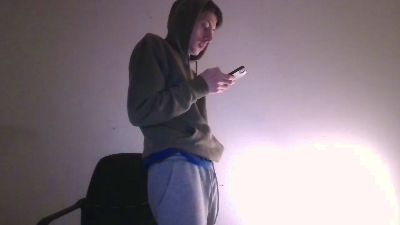 ice_monkey live cam on Cam4