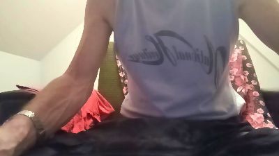 ihrsklave94 live cam on Cam4