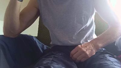 ihrsklave94 live cam on Cam4