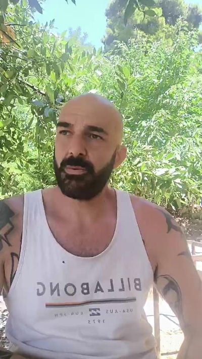 ilciuciu20 live cam on Cam4