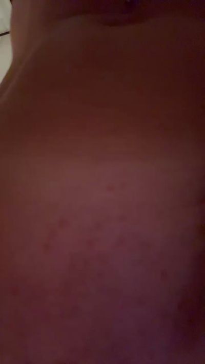 ile2520 live cam on Cam4