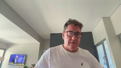 illdoit4u2 live cam on Cam4