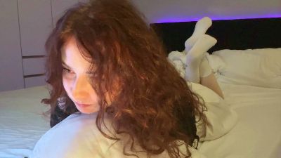 imalittlegirl live cam on Cam4