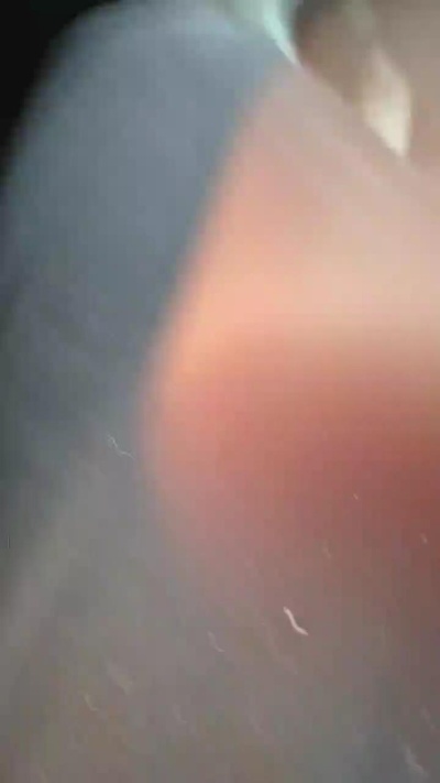 imfreienzeigen live cam on Cam4