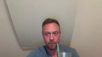 immergeil123453 live cam on Cam4