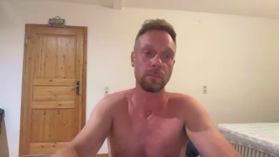 immergeil123453 live cam on Cam4