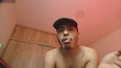 imyourg0d live cam on Cam4
