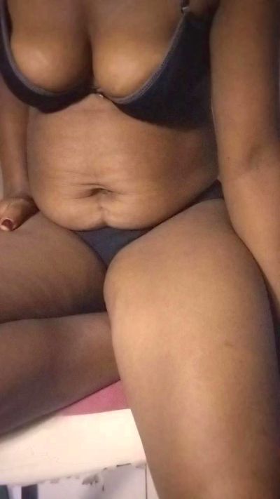 inahsia1 live cam on Cam4