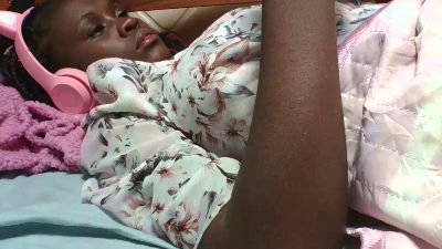 inayah2 live cam on Cam4
