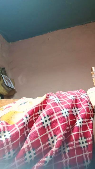 inayah2 live cam on Cam4