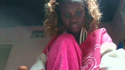 inayah2 live cam on Cam4