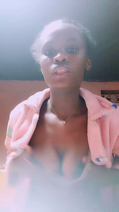 inayah2 live cam on Cam4