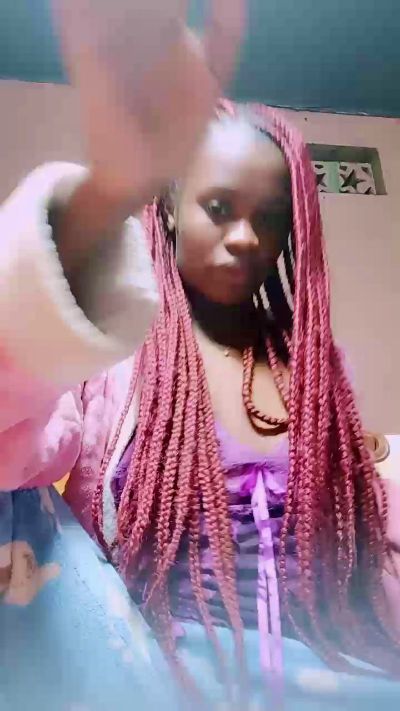 inayah2 live cam on Cam4
