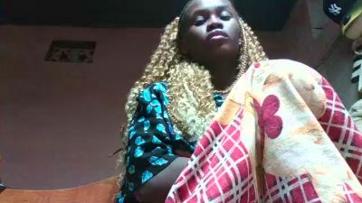 inayah2 live cam on Cam4
