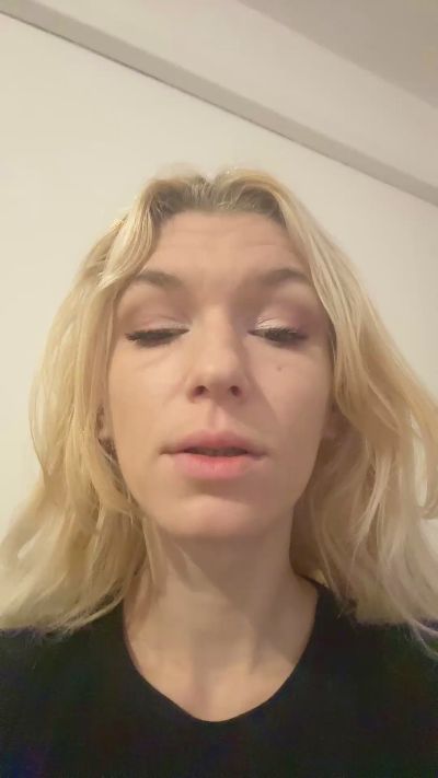 ines190 live cam on Cam4