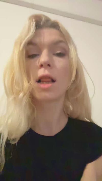 ines190 live cam on Cam4