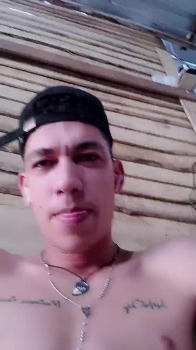 inframundotoun1 live cam on Cam4