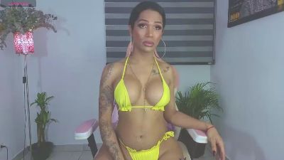 inna_santana live cam on Cam4