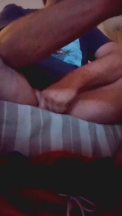 intrigarmi1 live cam on Cam4