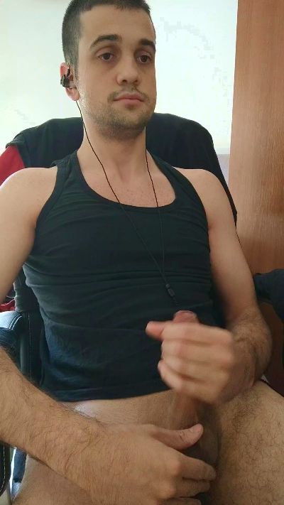 iqqqyyy999 live cam on Cam4