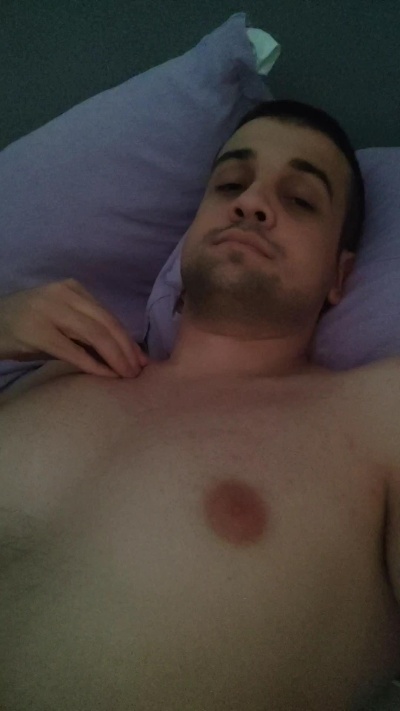 iqqqyyy999 live cam on Cam4