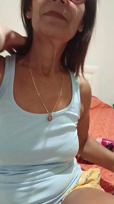 irene57 live cam on Cam4