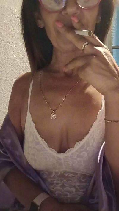 irene57 live cam on Cam4