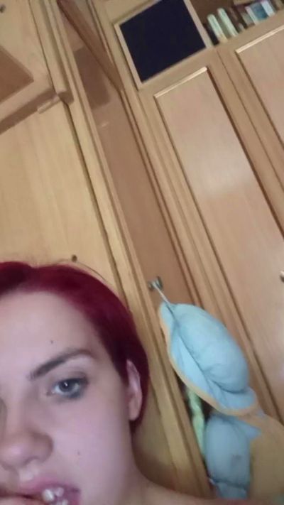 irenelucascere5 live cam on Cam4