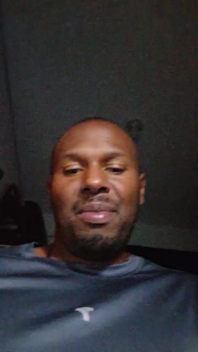 irey_negro live cam on Cam4